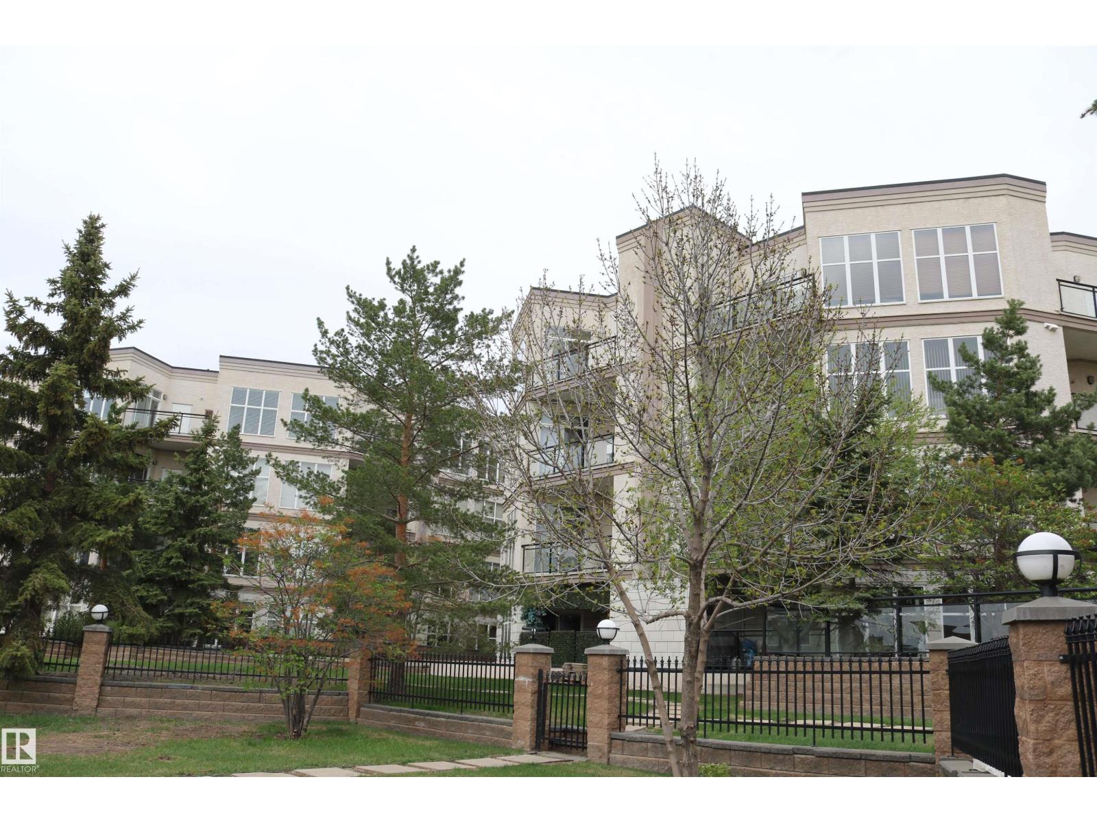 #449 4827 104A ST NW - 1