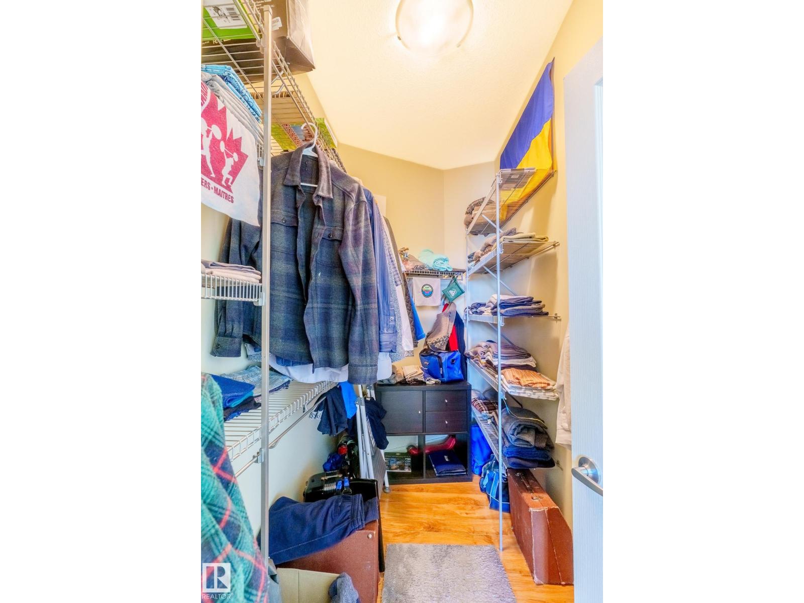 #449 4827 104A ST NW - 17