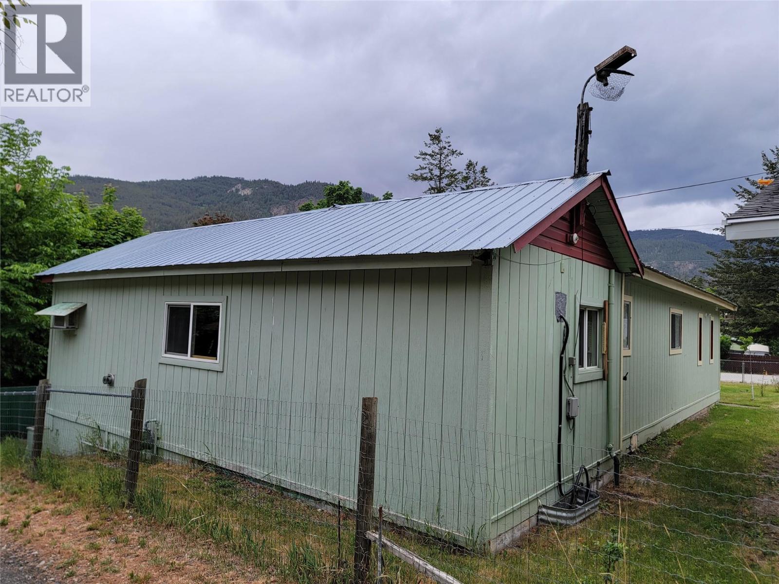 981 Scott Avenue - 41