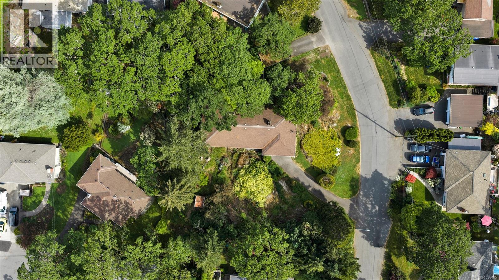 3564 James Hts - 4