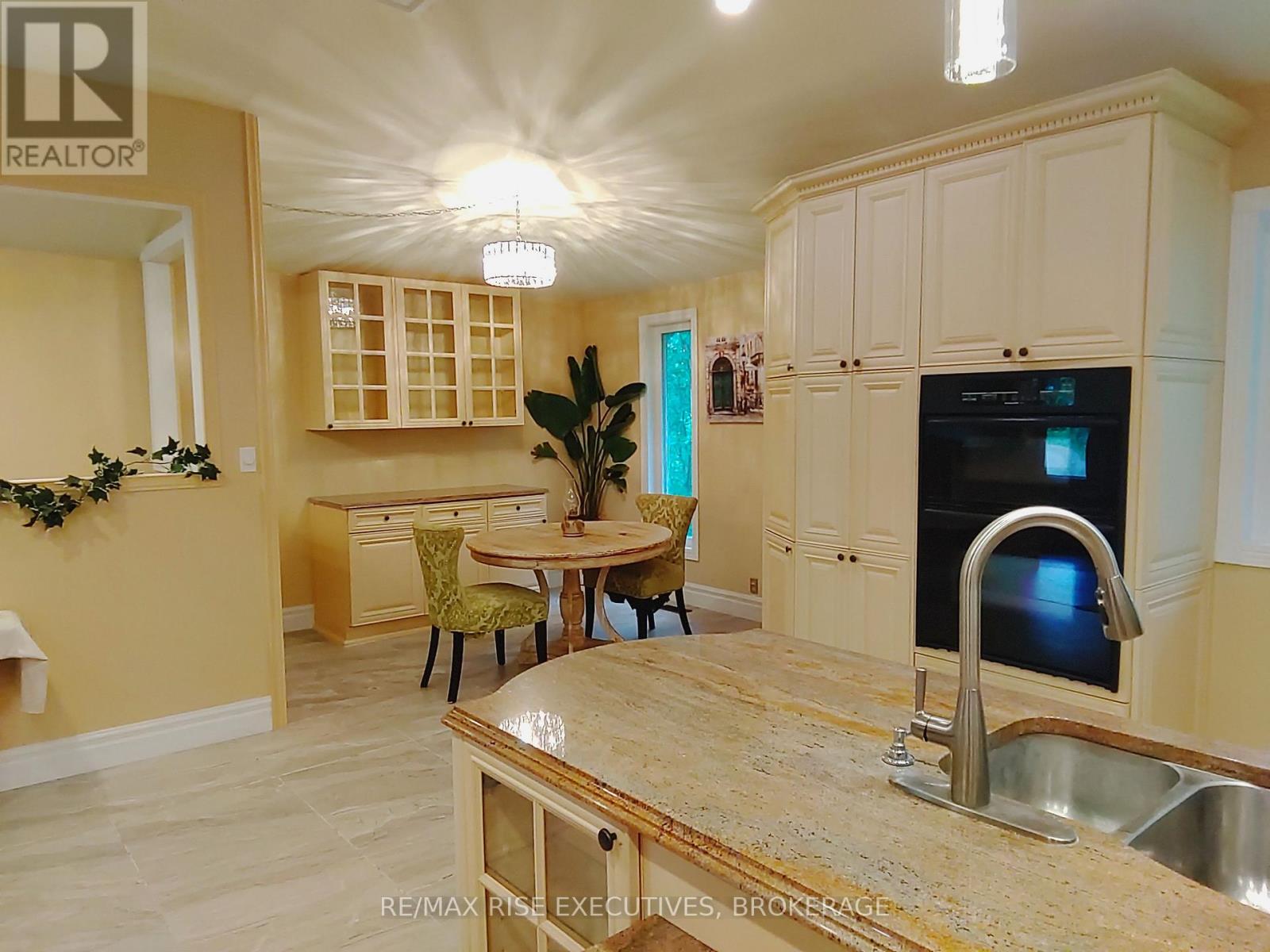 1365 FOURTH LAKE ROAD - 10