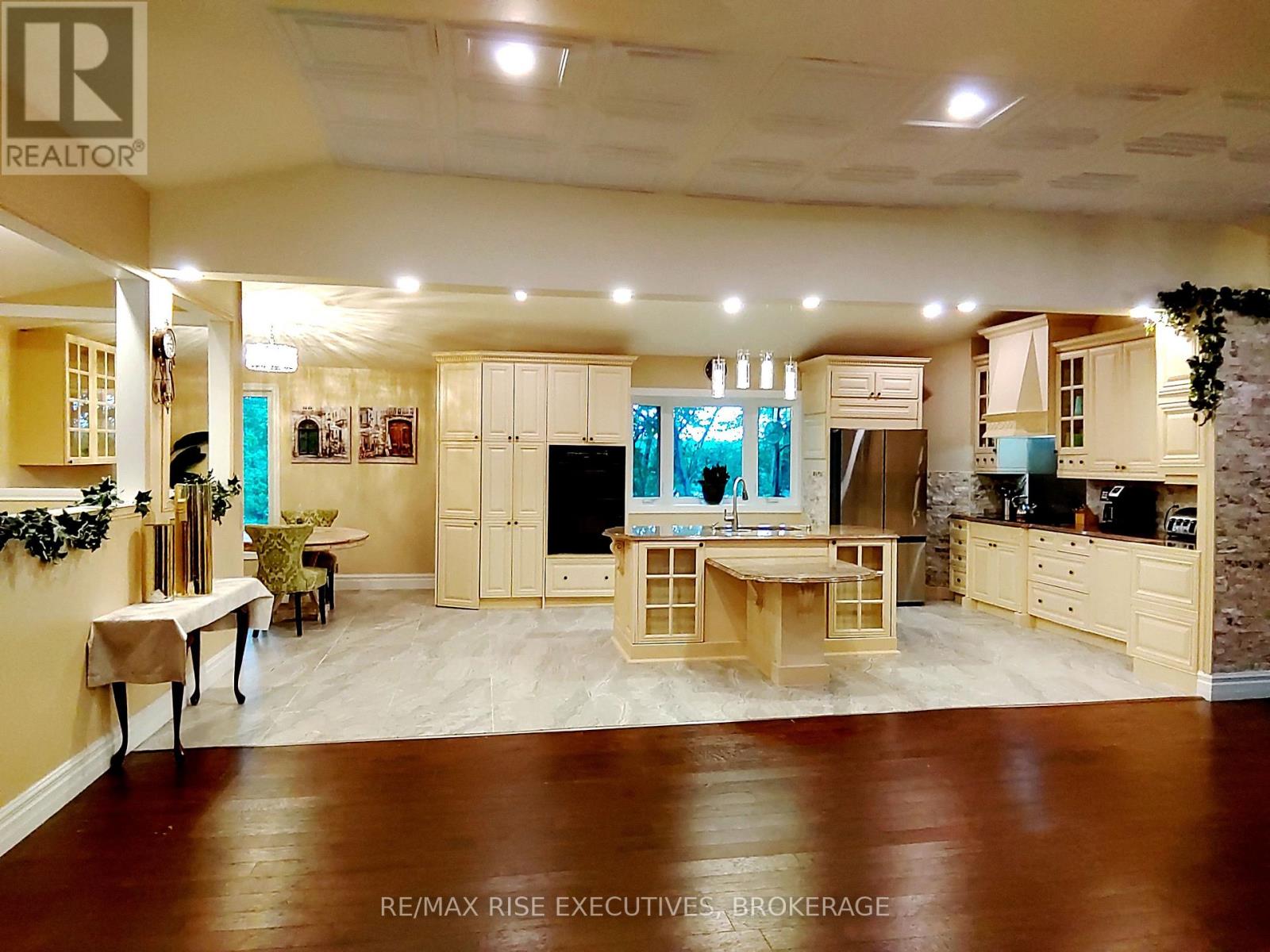 1365 FOURTH LAKE ROAD - 8
