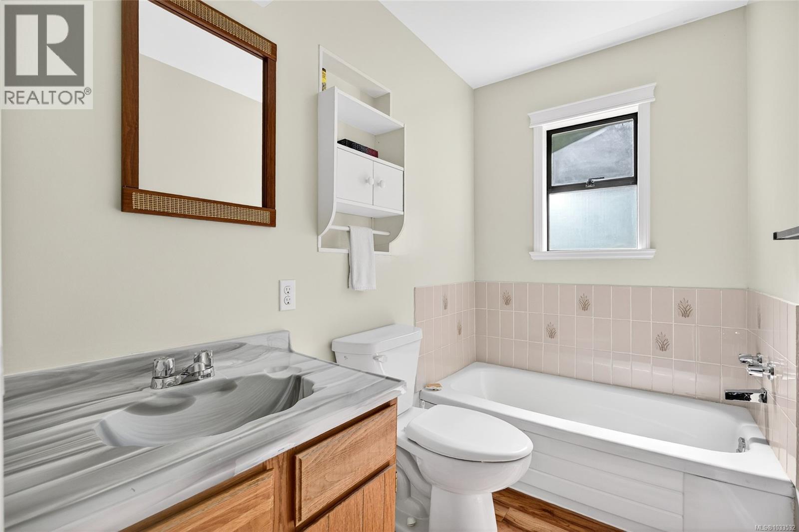 251 Price Rd - 24