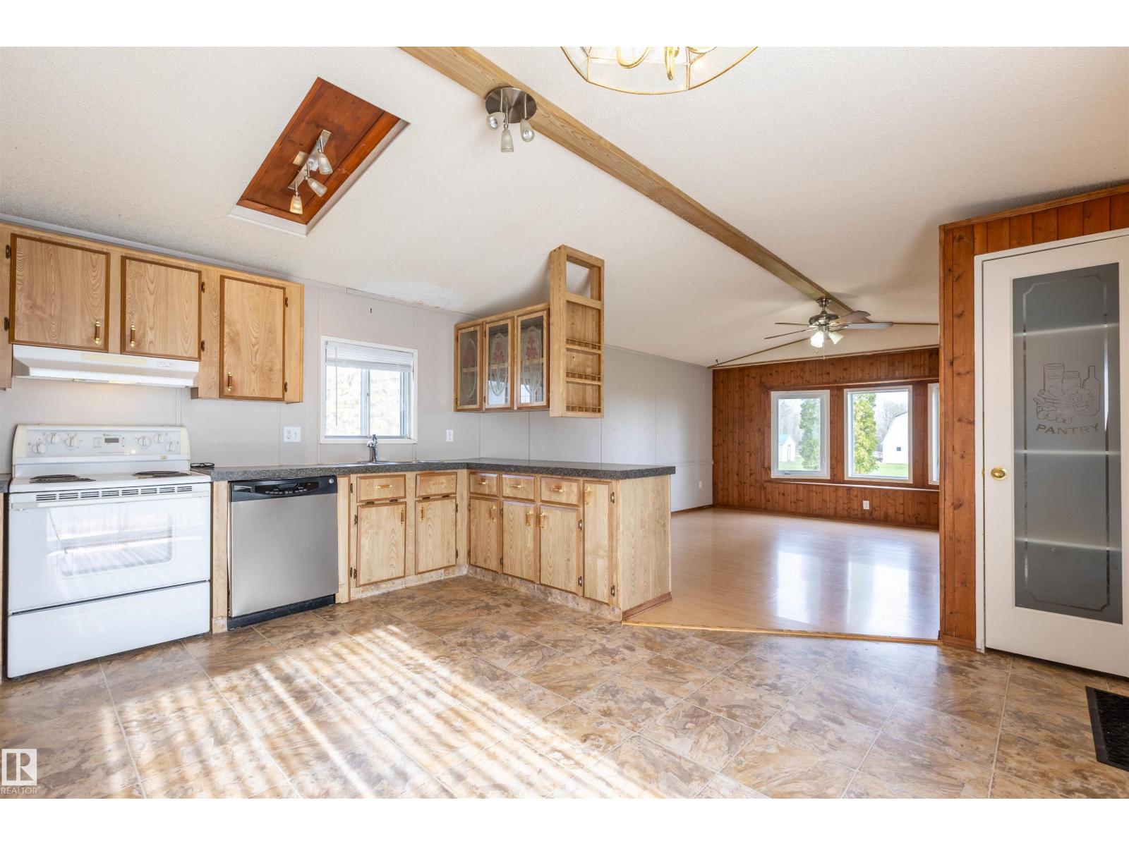 57022 Range Road 274 - 18