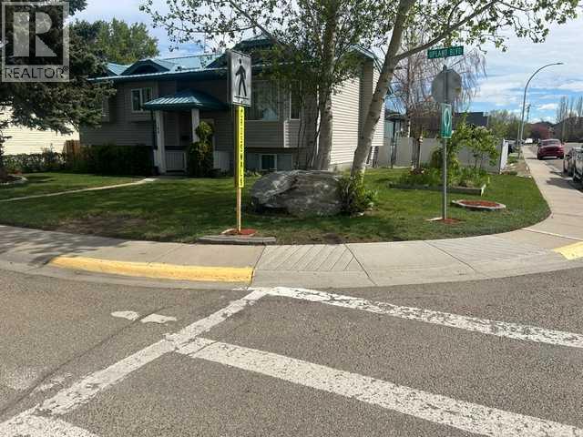 144 Upland Boulevard W - photo 2