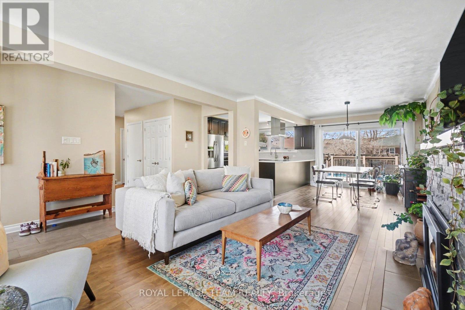 2149 DUBLIN AVENUE - 11