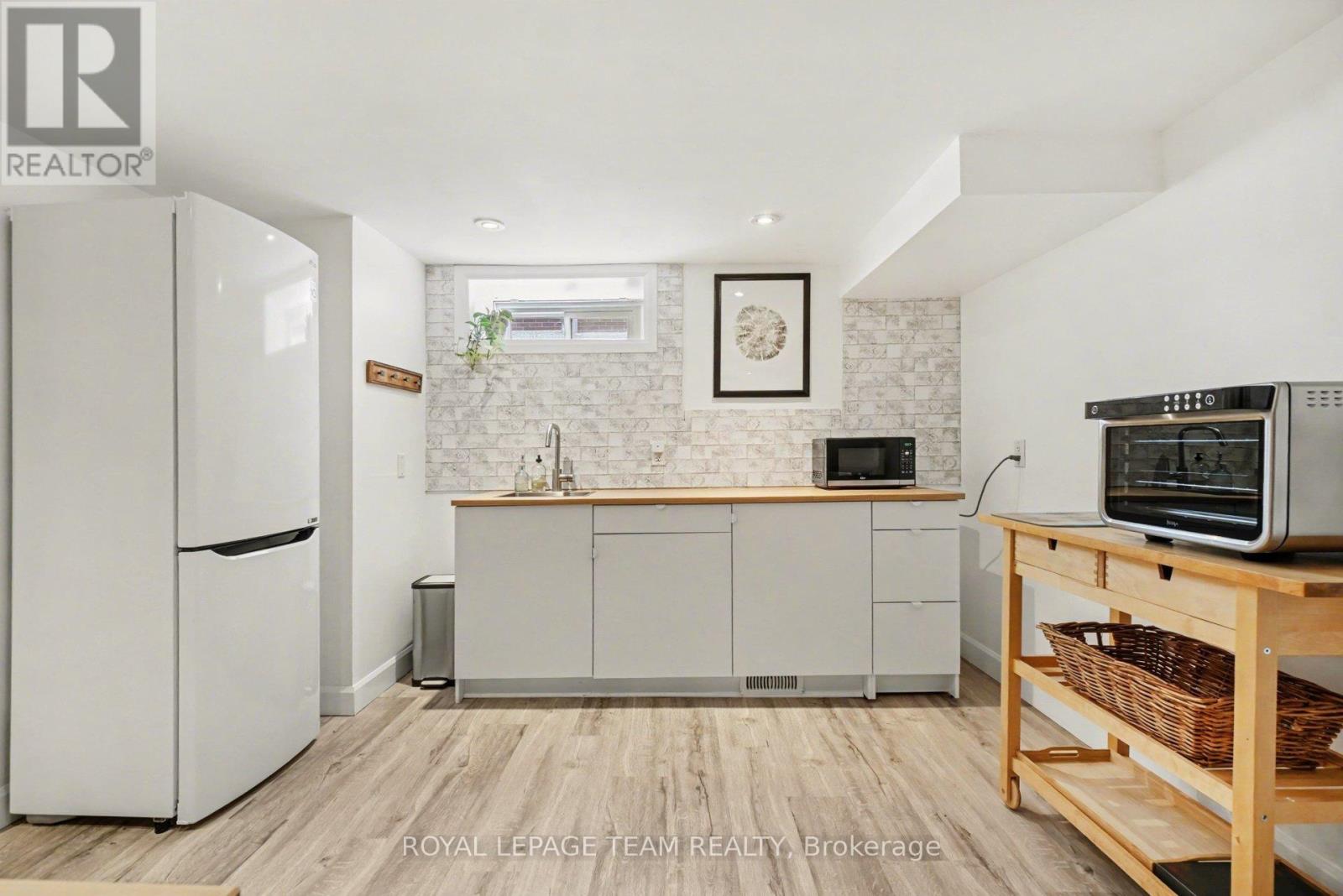 2149 DUBLIN AVENUE - 21