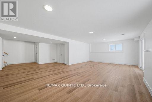 2501 HARMONY ROAD - 32