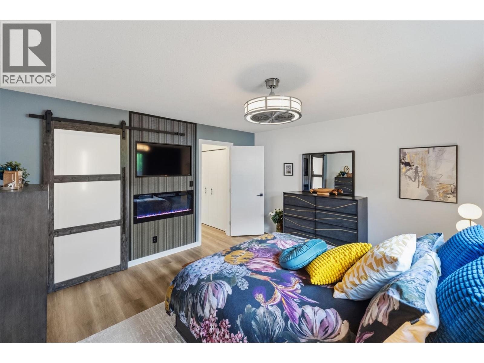 5809 Cottonwood Drive - 33