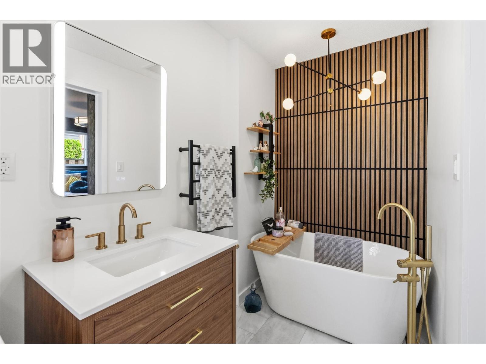 5809 Cottonwood Drive, Osoyoos