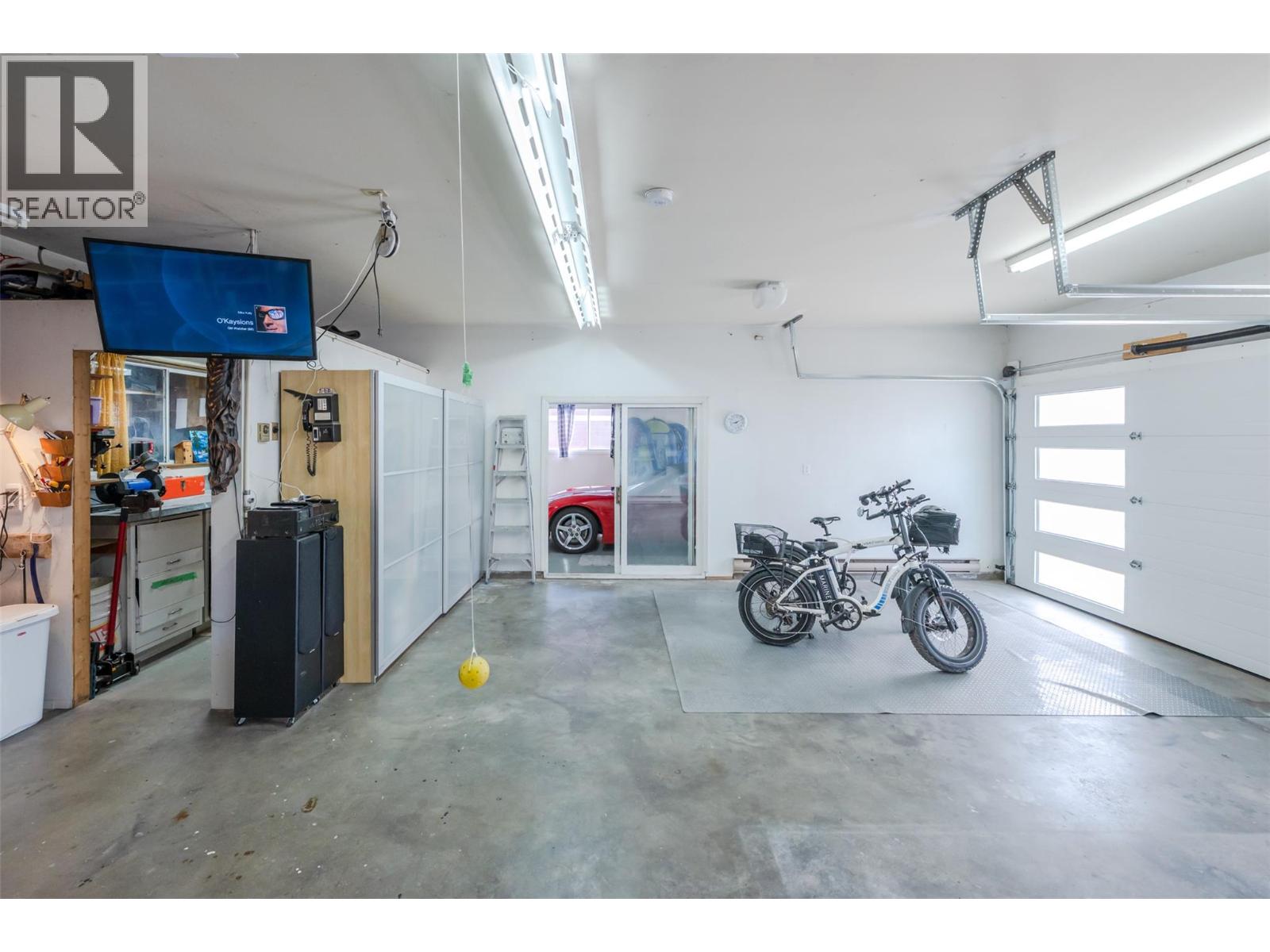 5809 Cottonwood Drive - 79