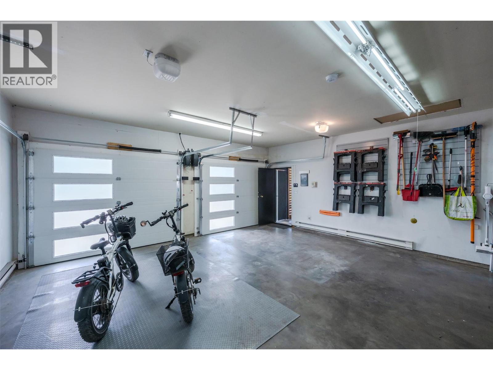 5809 Cottonwood Drive - 82