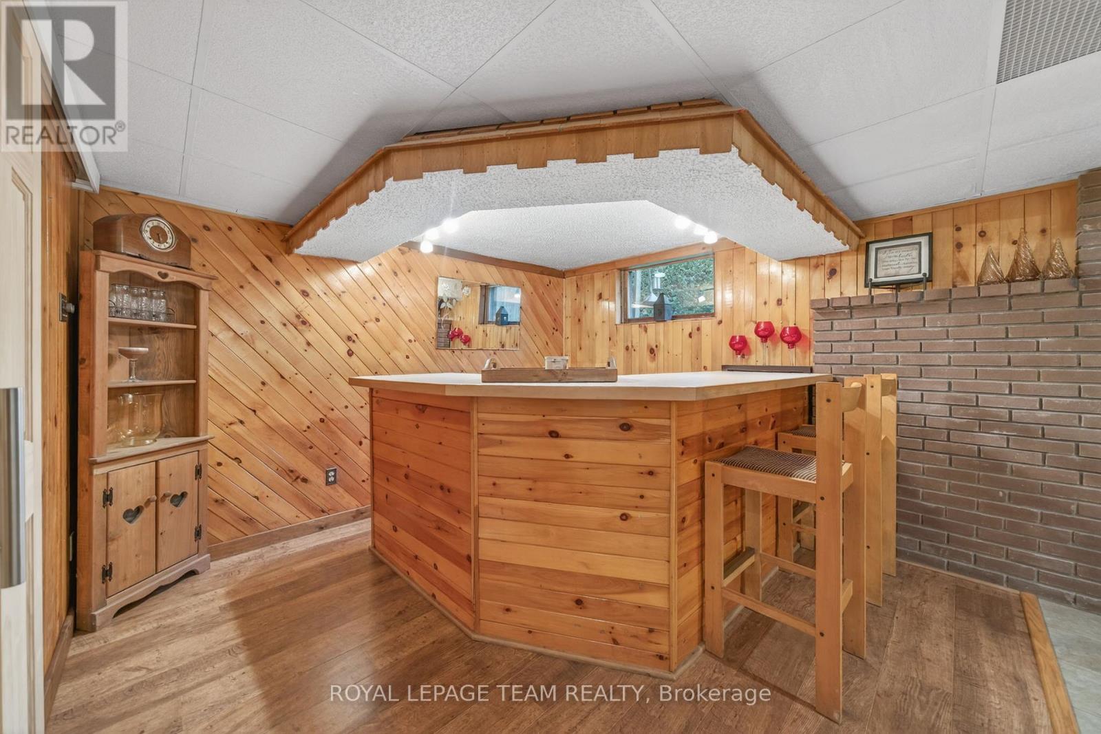 1509 MAYRENE CRESCENT - 36