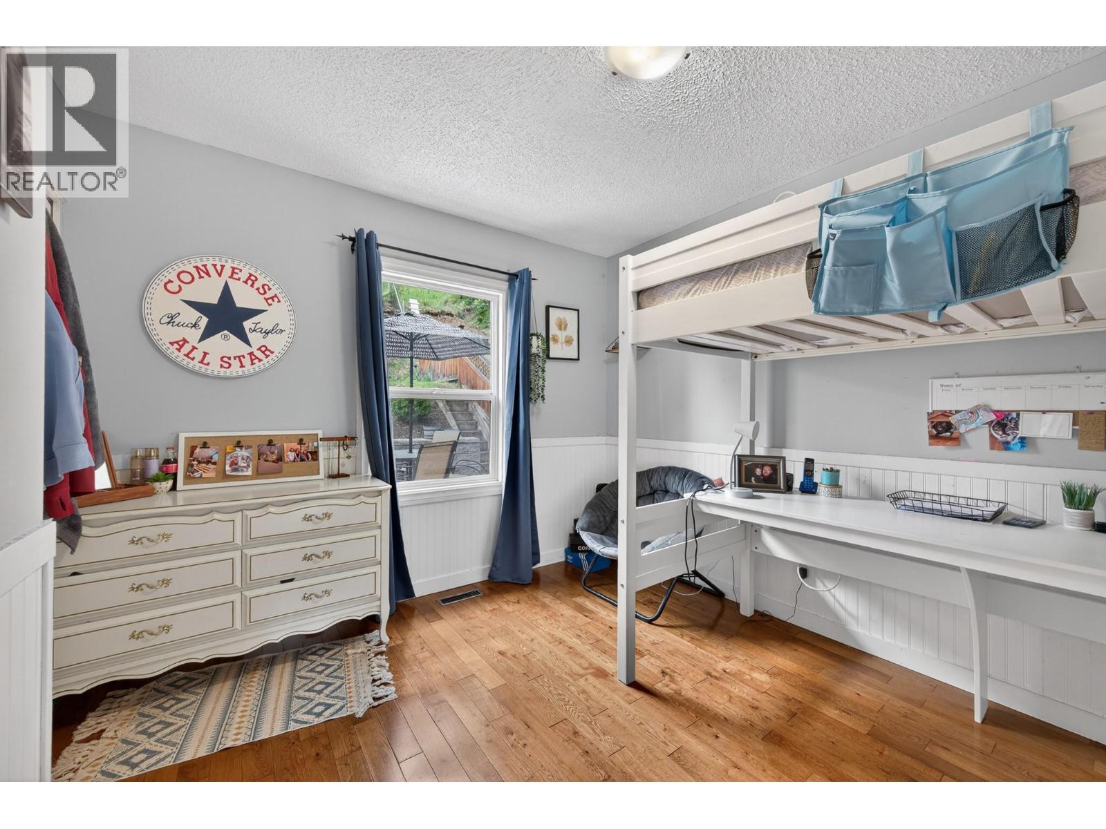 389 Waddington Drive - 12