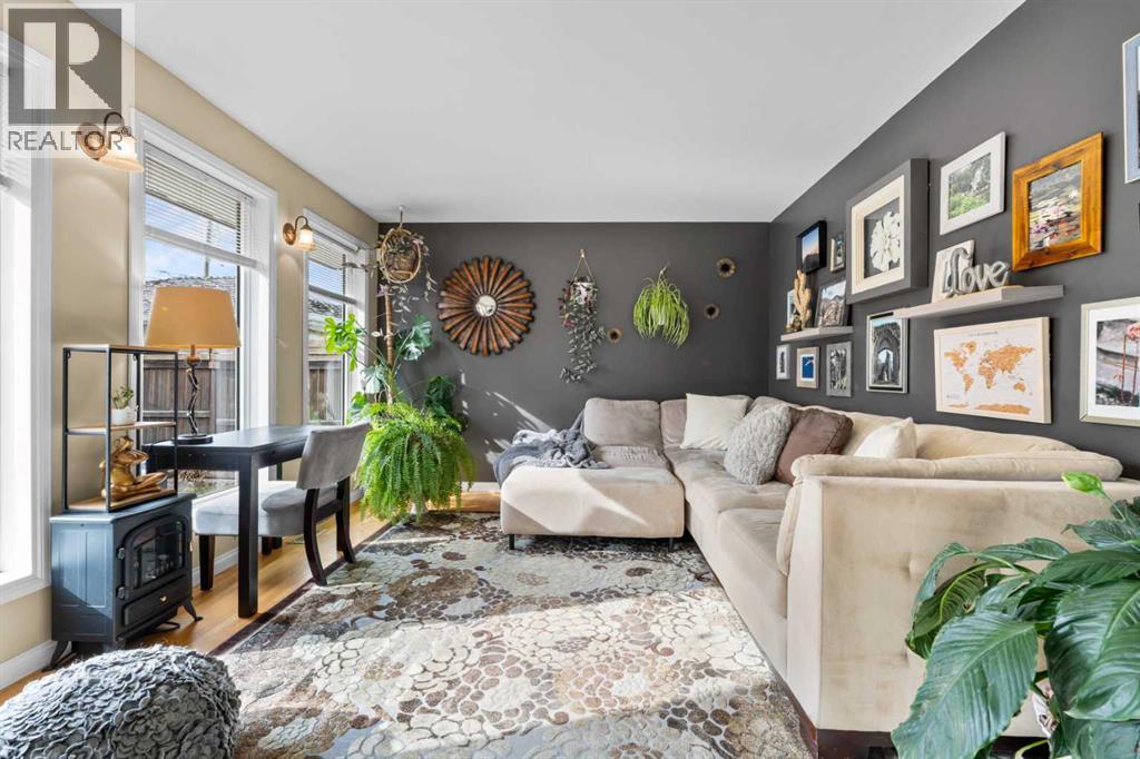 223 45 Street SW - 18
