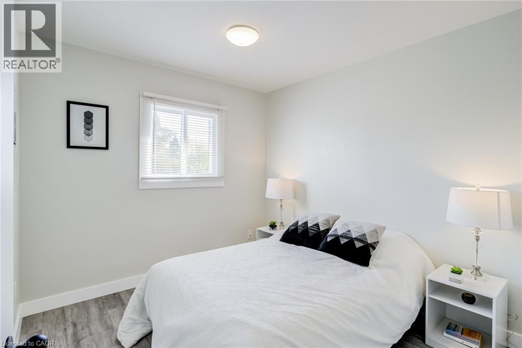 131 PARK Row N - 16