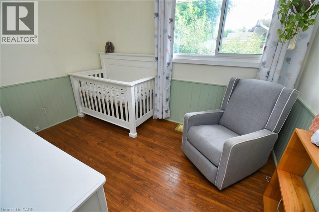 9 MARION Crescent, Dundas, Ontario, L9H1H9 — Photo 27
