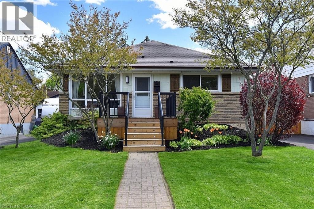 9 MARION Crescent - 6