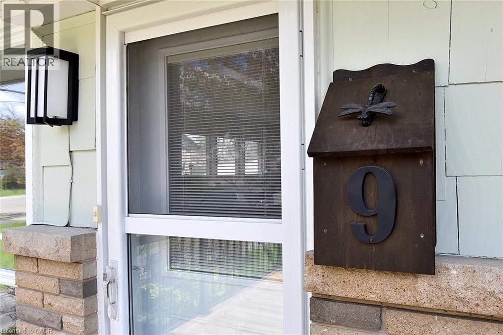 9 MARION Crescent - 8