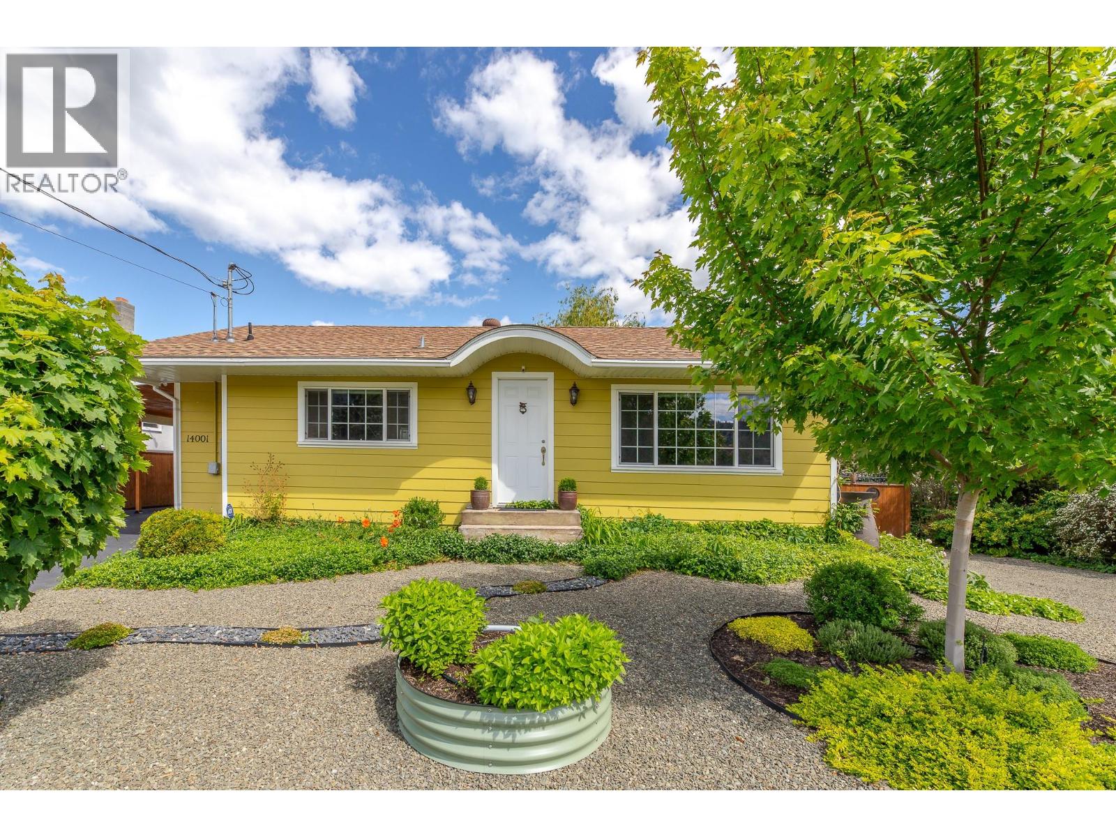  14001 McPherson Avenue, Summerland