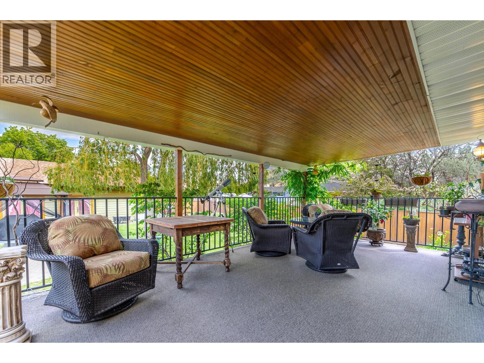  14001 McPherson Avenue, Summerland