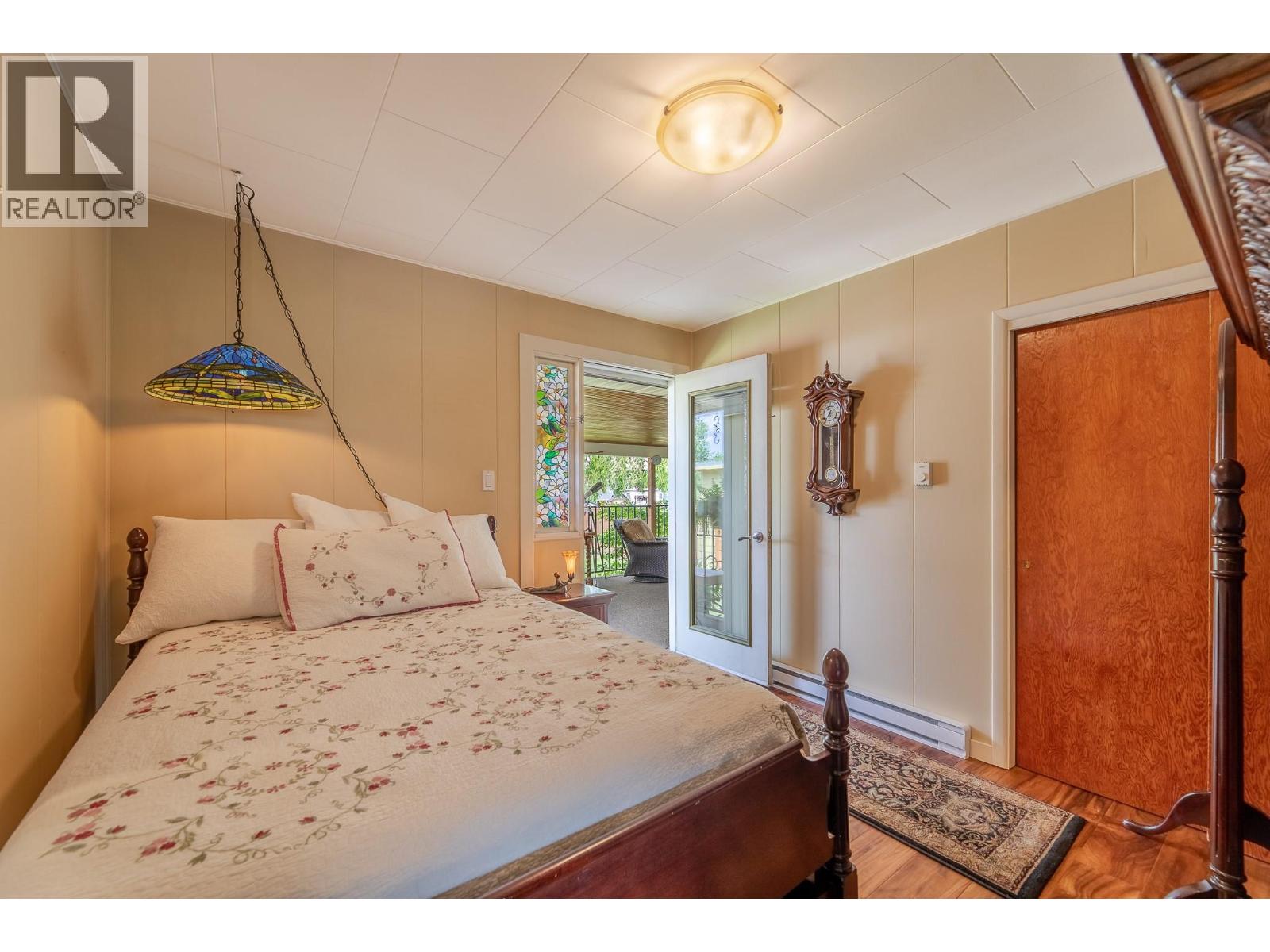  14001 McPherson Avenue, Summerland