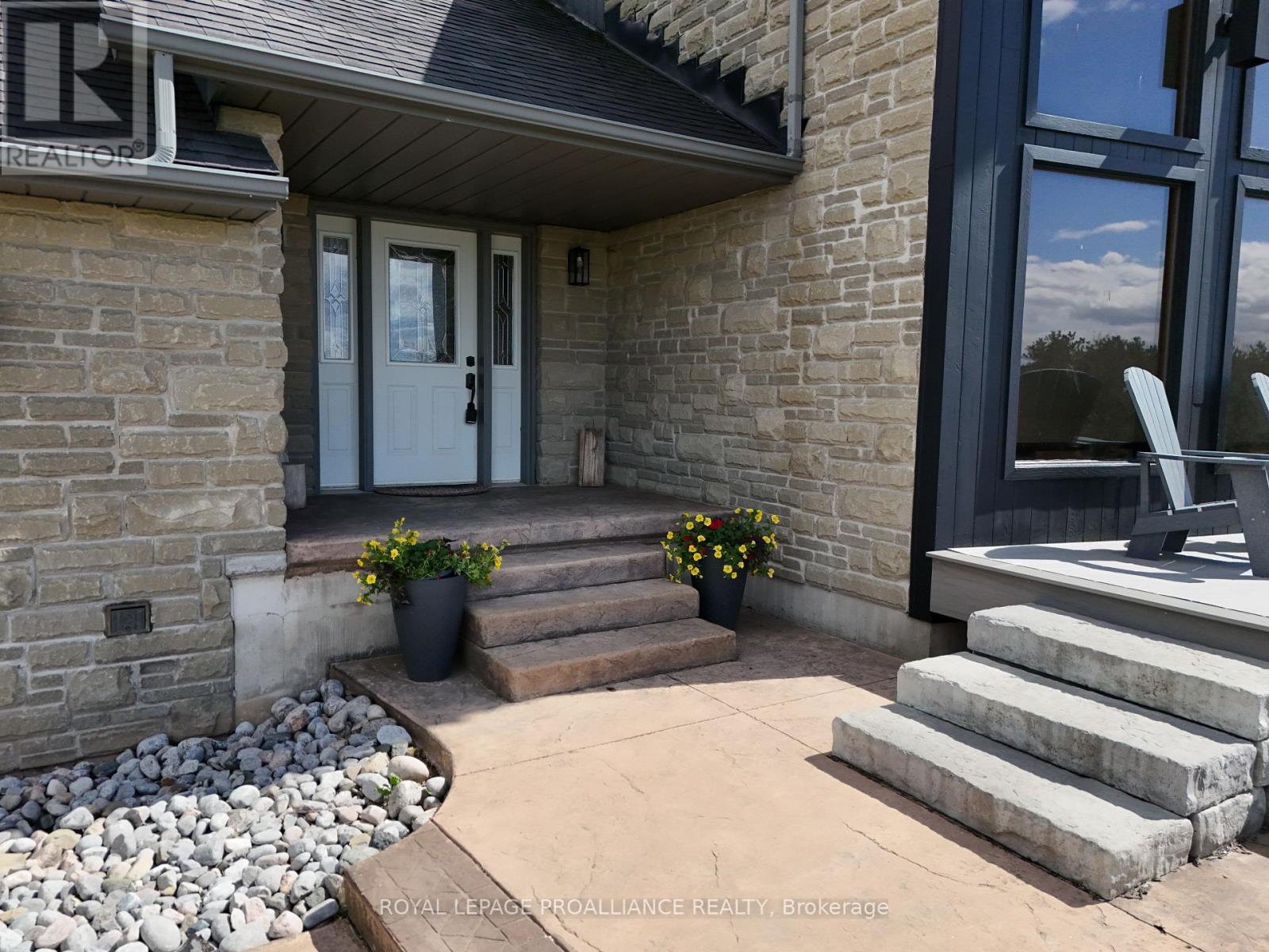 418 WILSON ROAD - 9
