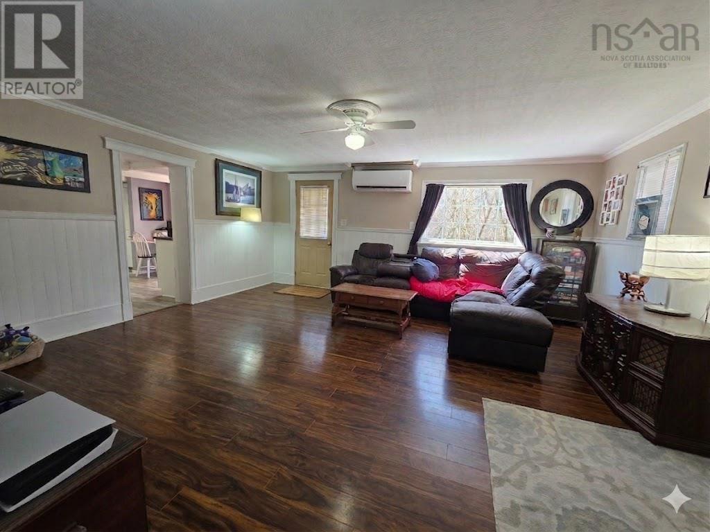 21 BALL PARK Road - 5