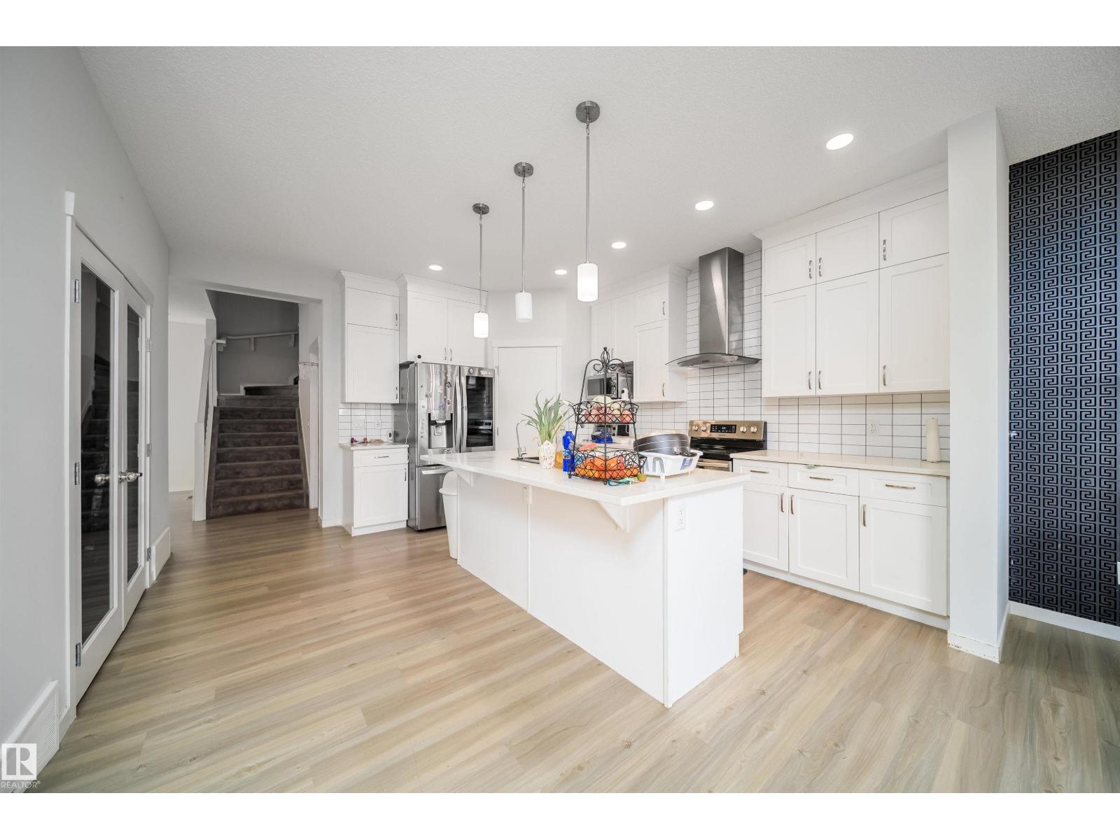 9651 229 ST NW, Edmonton