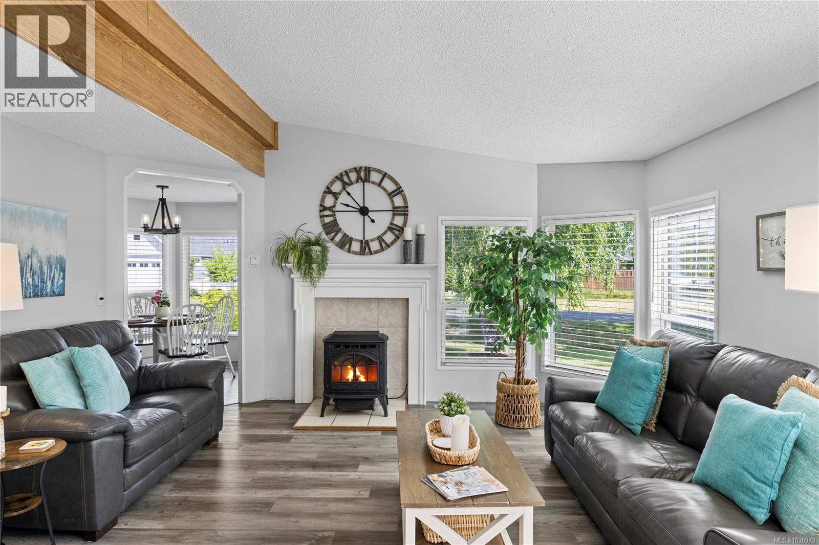661 Barclay Cres N - 37