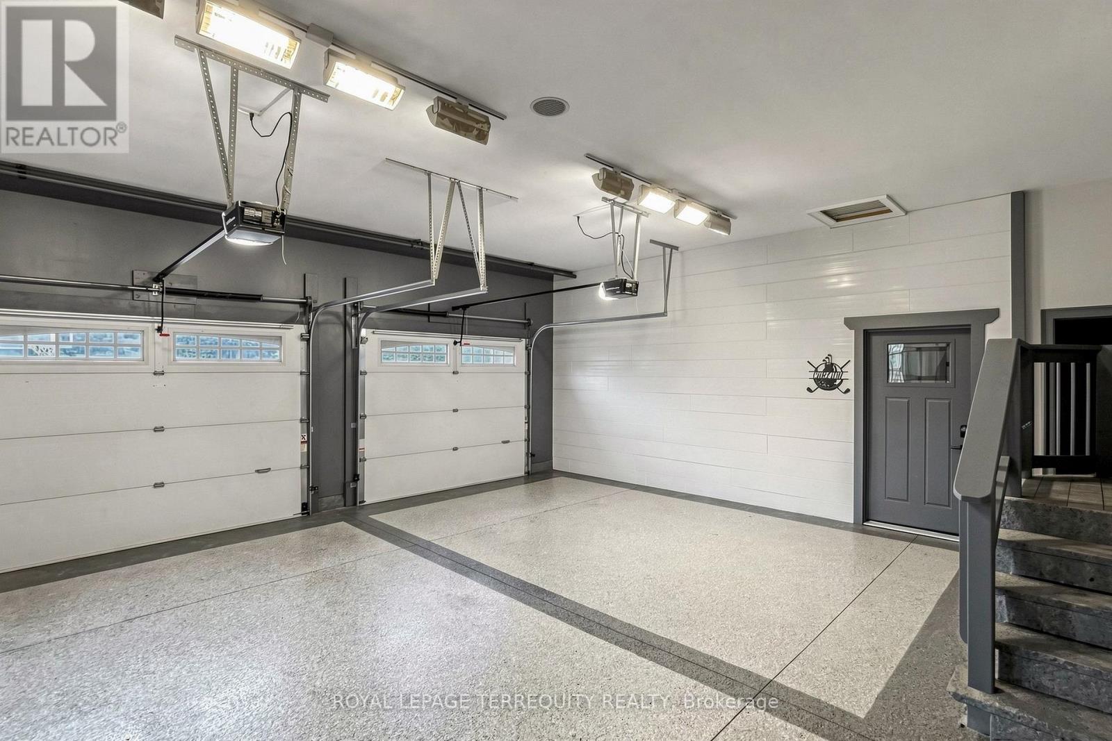 63 GRAYFIELD DRIVE - 38