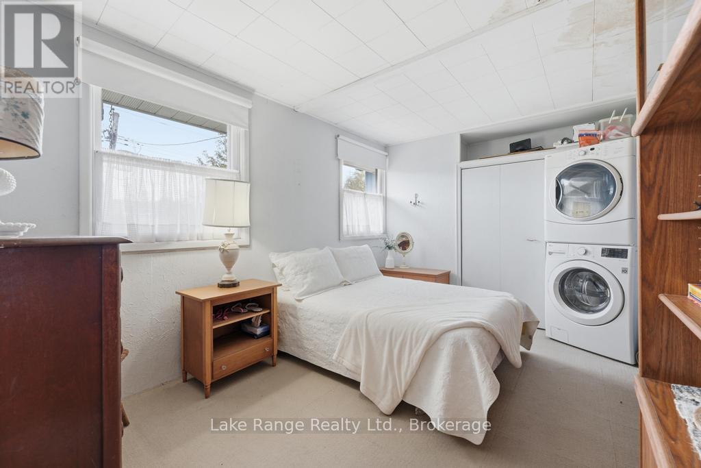805 LEONARD COURT - 11
