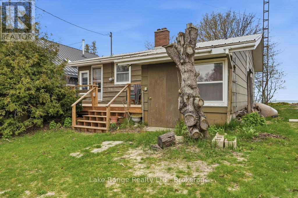 805 LEONARD COURT - 3