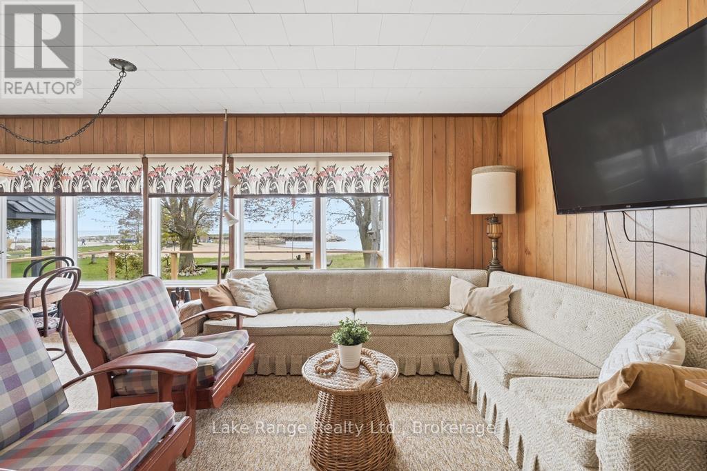 805 LEONARD COURT - 9