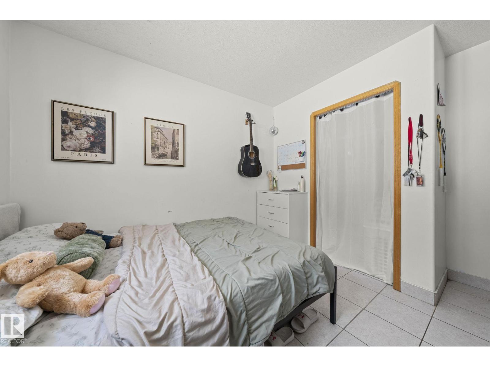 16513 67A ST NW, Edmonton