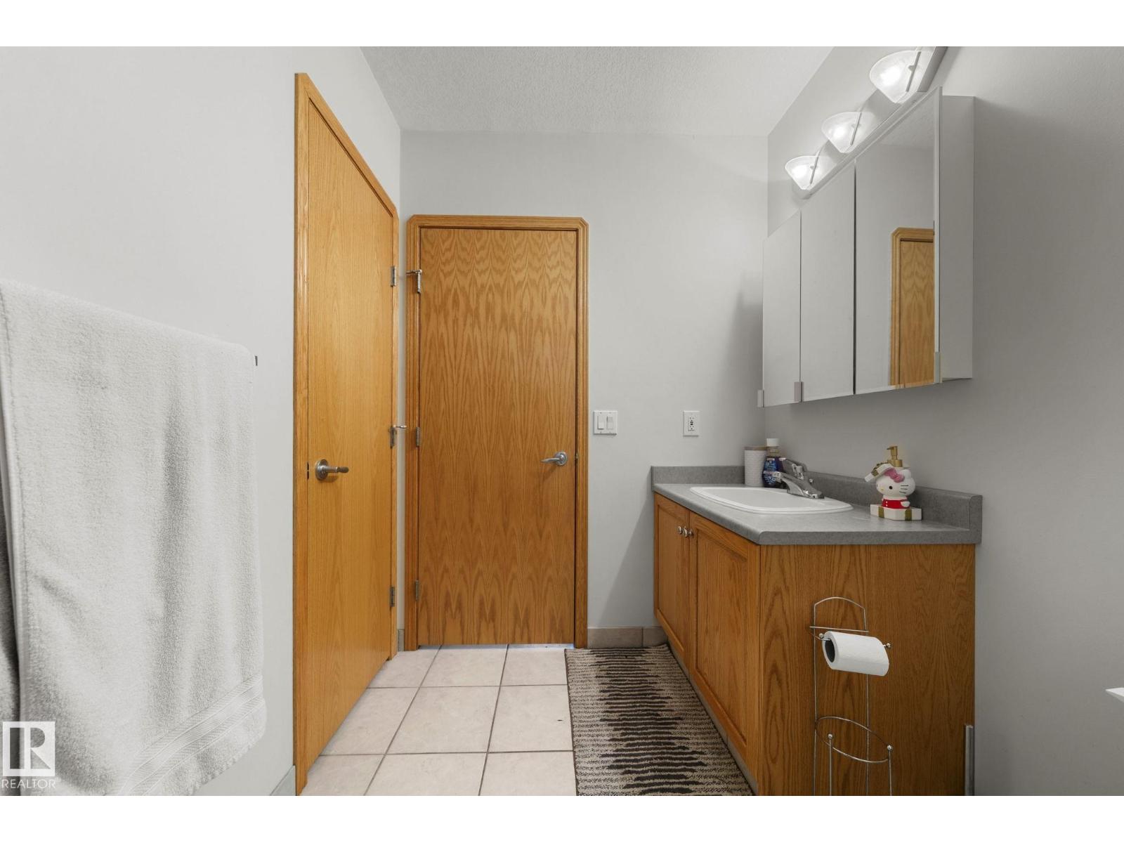 16513 67A ST NW, Edmonton