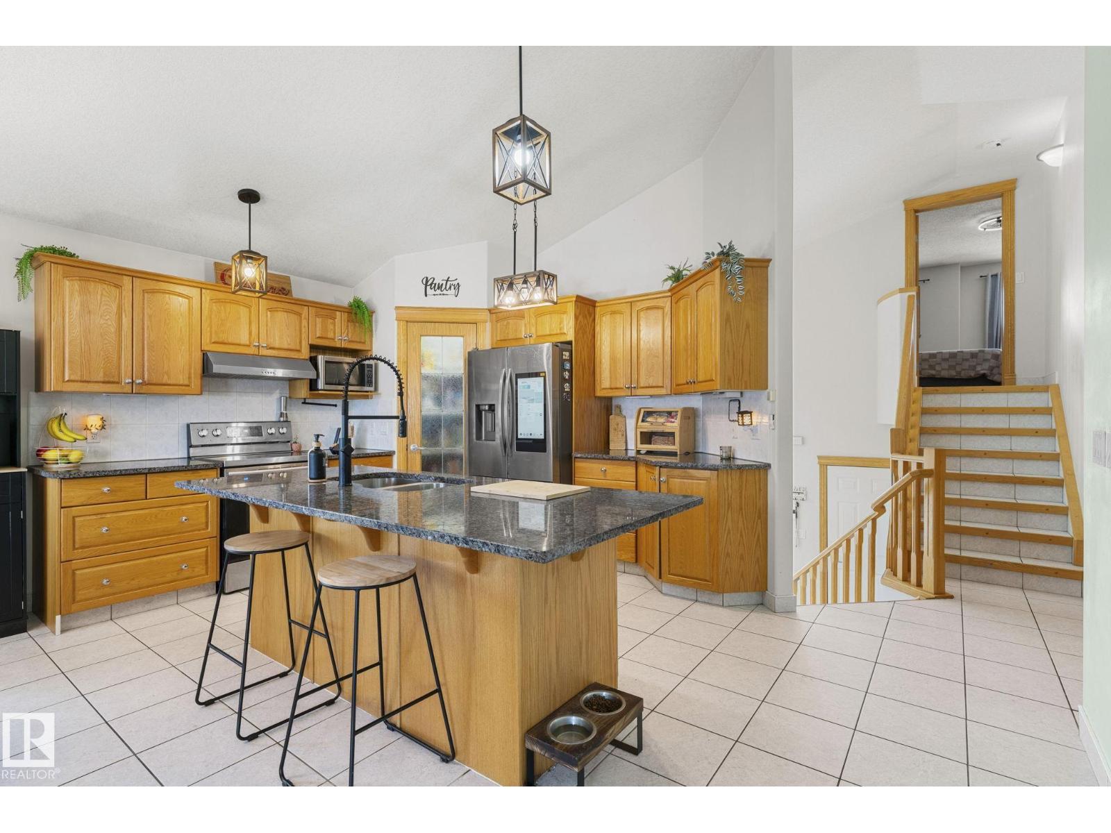 16513 67A ST NW, Edmonton