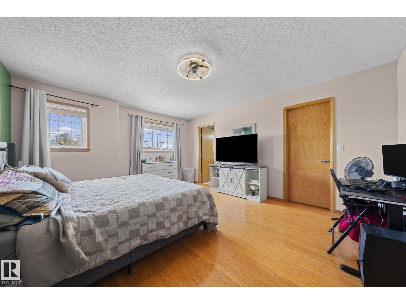 16513 67A ST NW, Edmonton