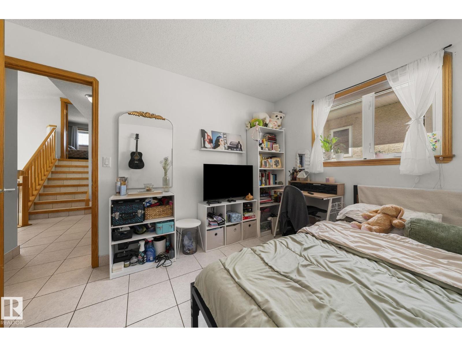 16513 67A ST NW, Edmonton