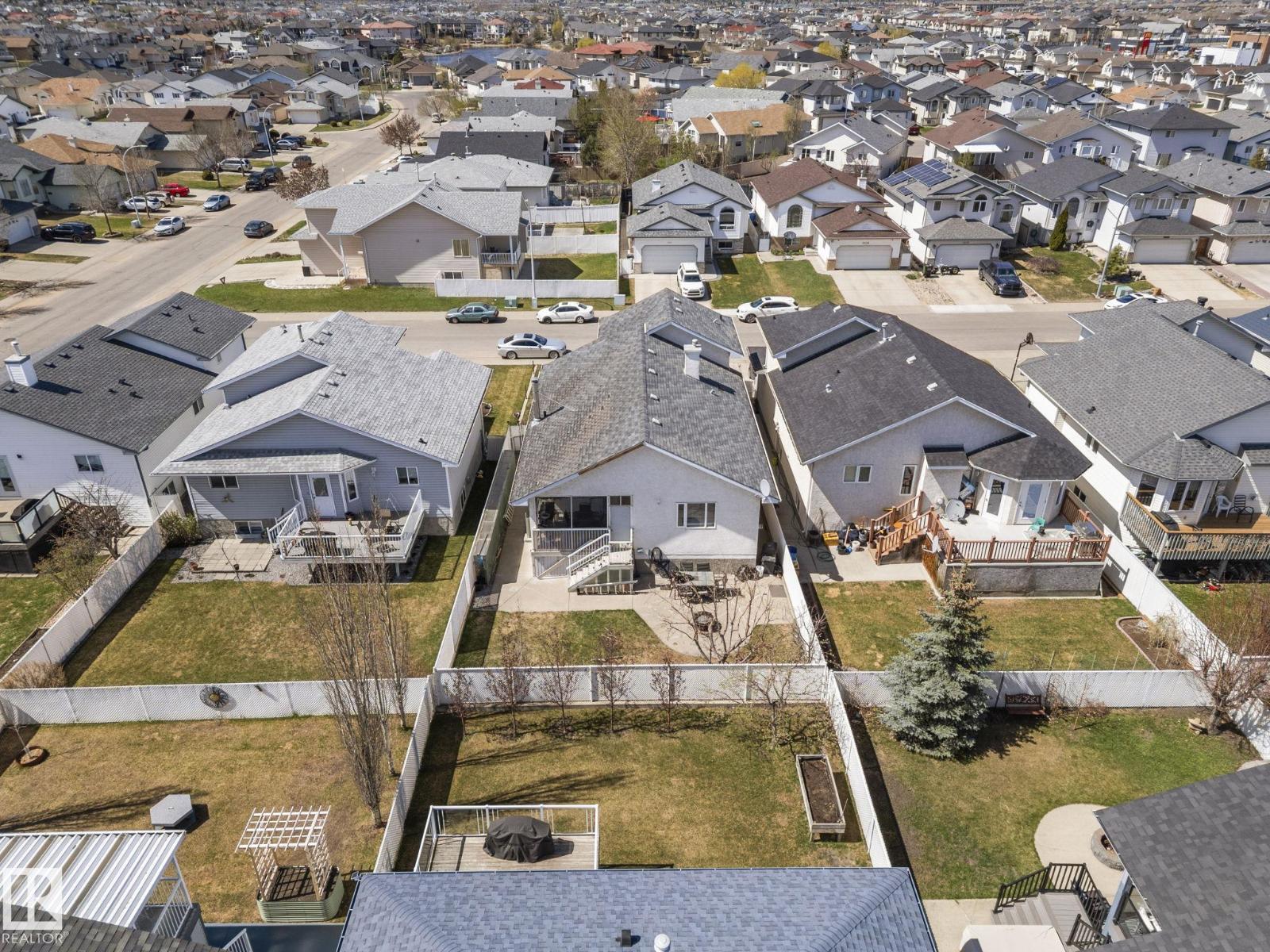 16513 67A ST NW, Edmonton