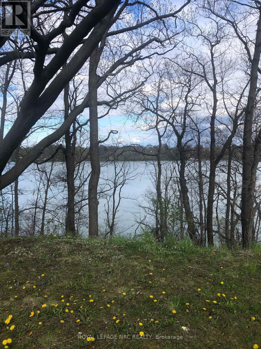 15756 NIAGARA PARKWAY - 16