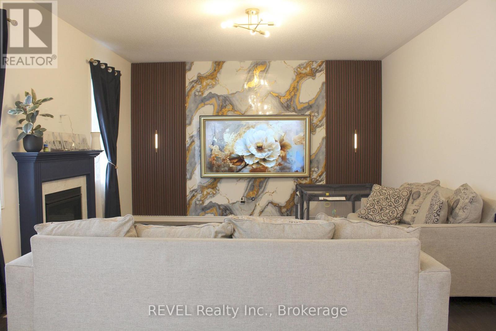 58 ORIOLE CRESCENT - 19