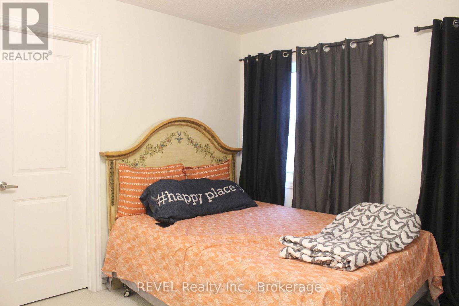 58 ORIOLE CRESCENT - 34