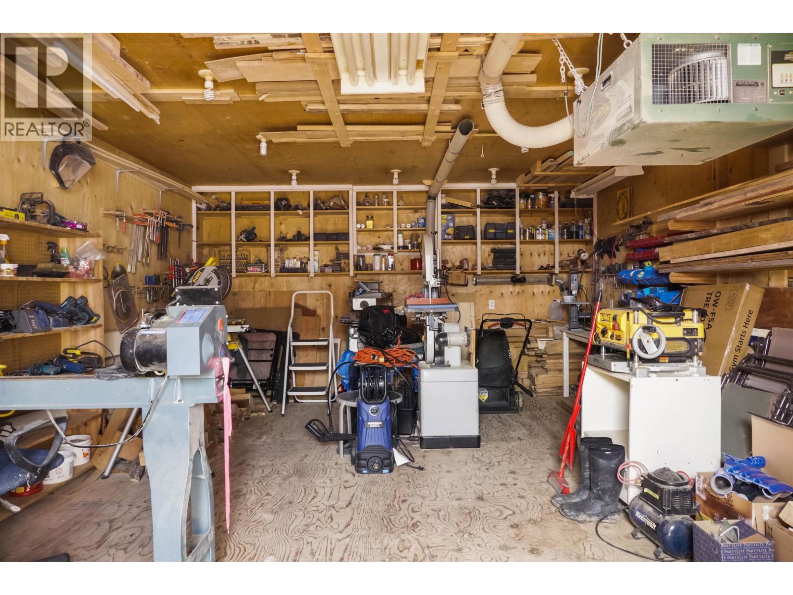 60 SWALLOW STREET - 17