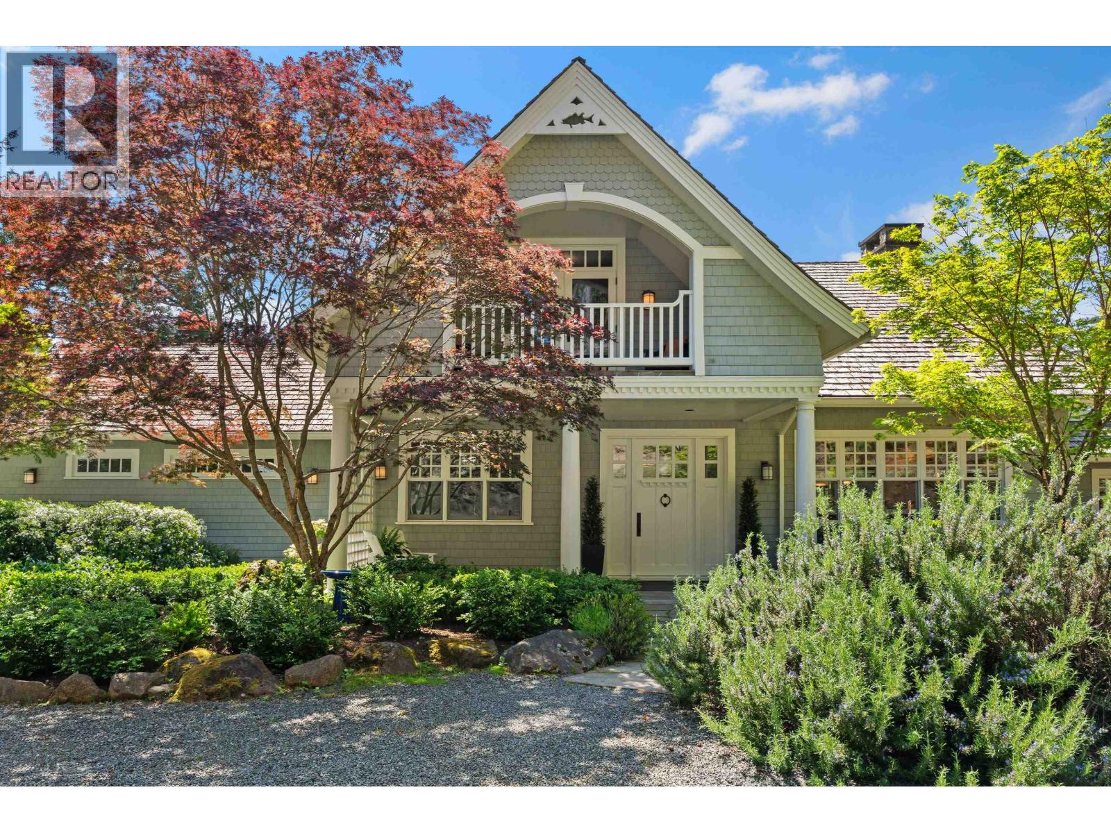814 BEECHWOOD DRIVE, Mayne Island