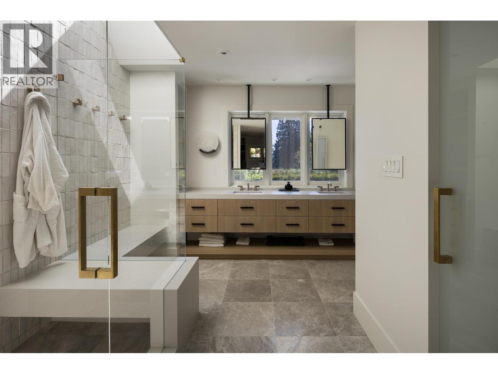 1411 29TH STREET, West Vancouver