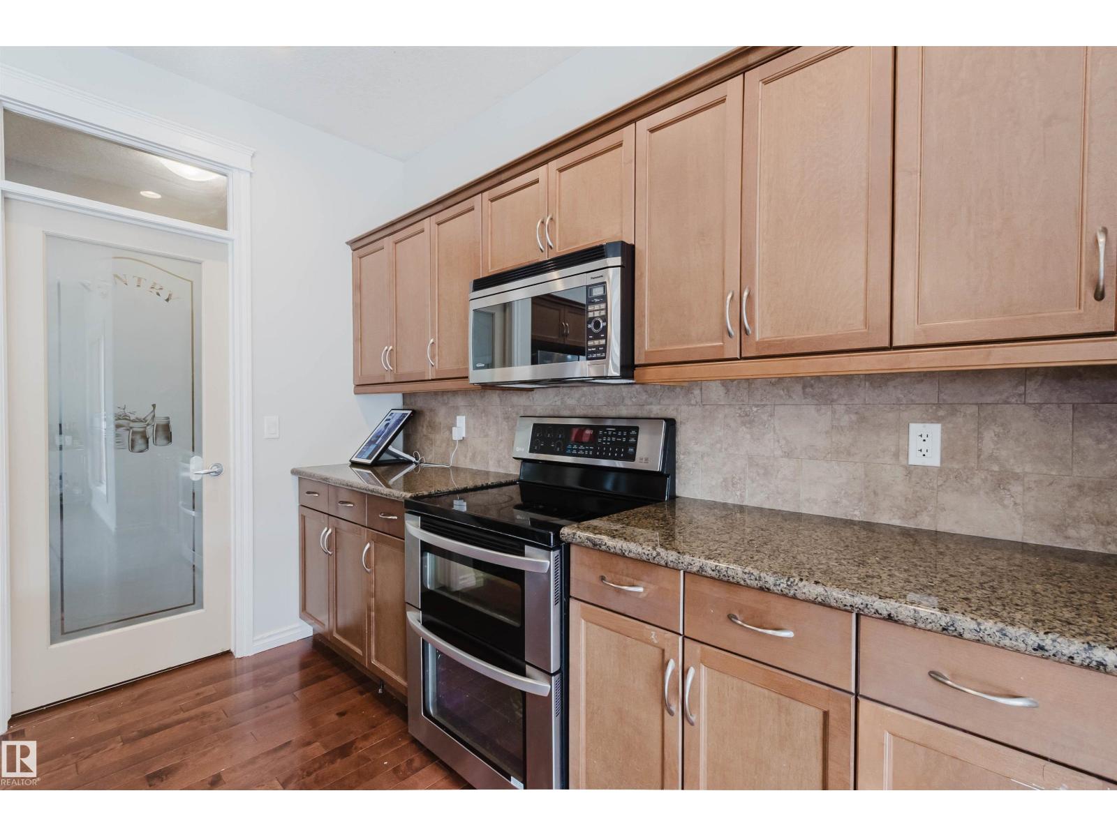 5623 206 ST NW - 13