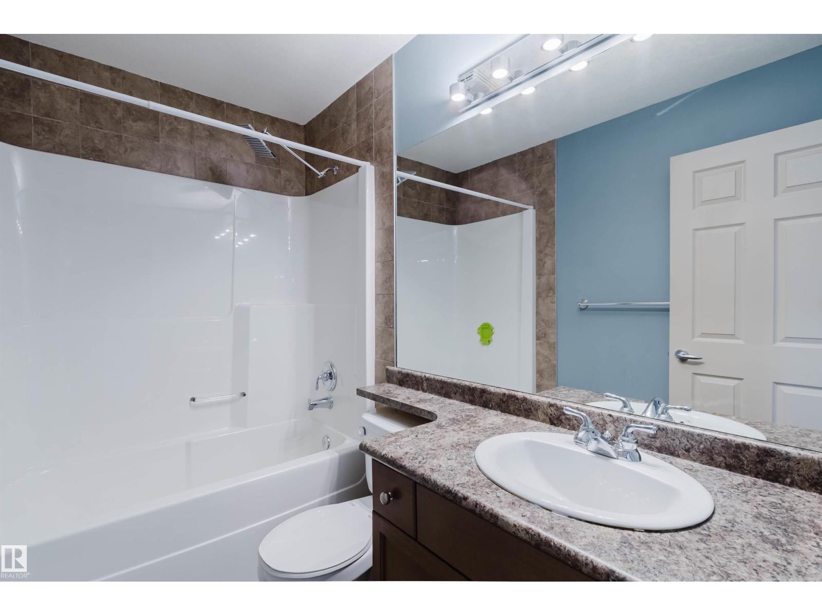 5623 206 ST NW, Edmonton