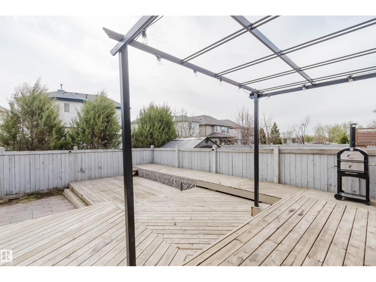 5623 206 ST NW - 39