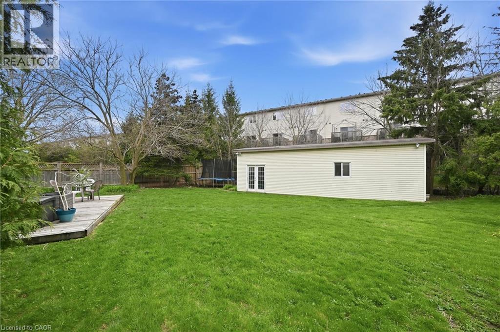 712 AUBURN Crescent, Burlington, Ontario, L7L5B2 — Photo 33